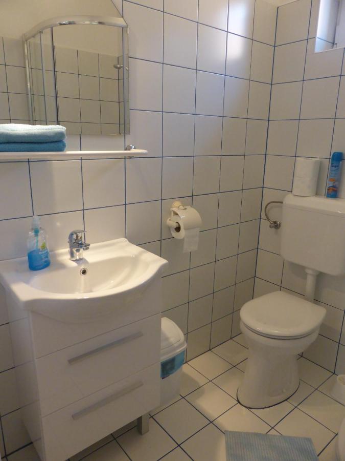 Napfeny Apartman Es Vendeghaz Эгерсалок Экстерьер фото