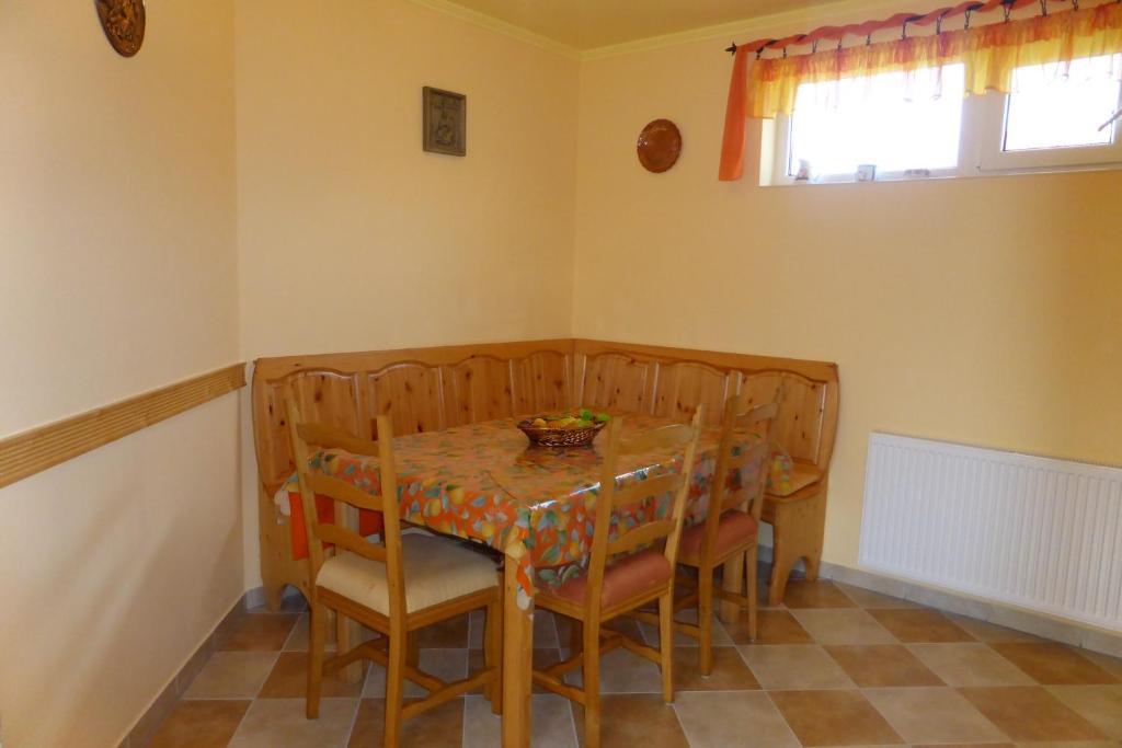 Napfeny Apartman Es Vendeghaz Эгерсалок Номер фото