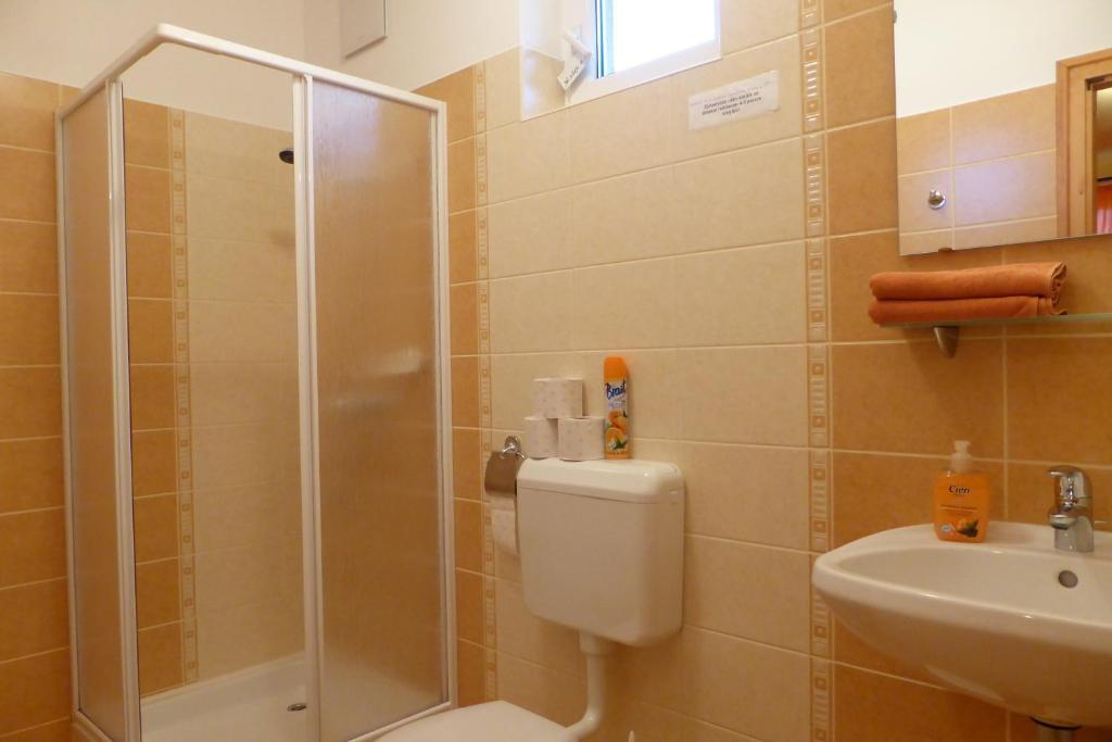 Napfeny Apartman Es Vendeghaz Эгерсалок Номер фото